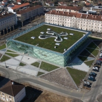 ����ý������